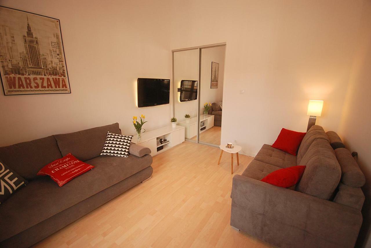 Nowy Apartament Wilcza Varsovia Exterior foto